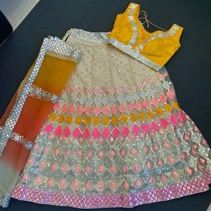 NWOT Beautiful yellow & pink lehenga